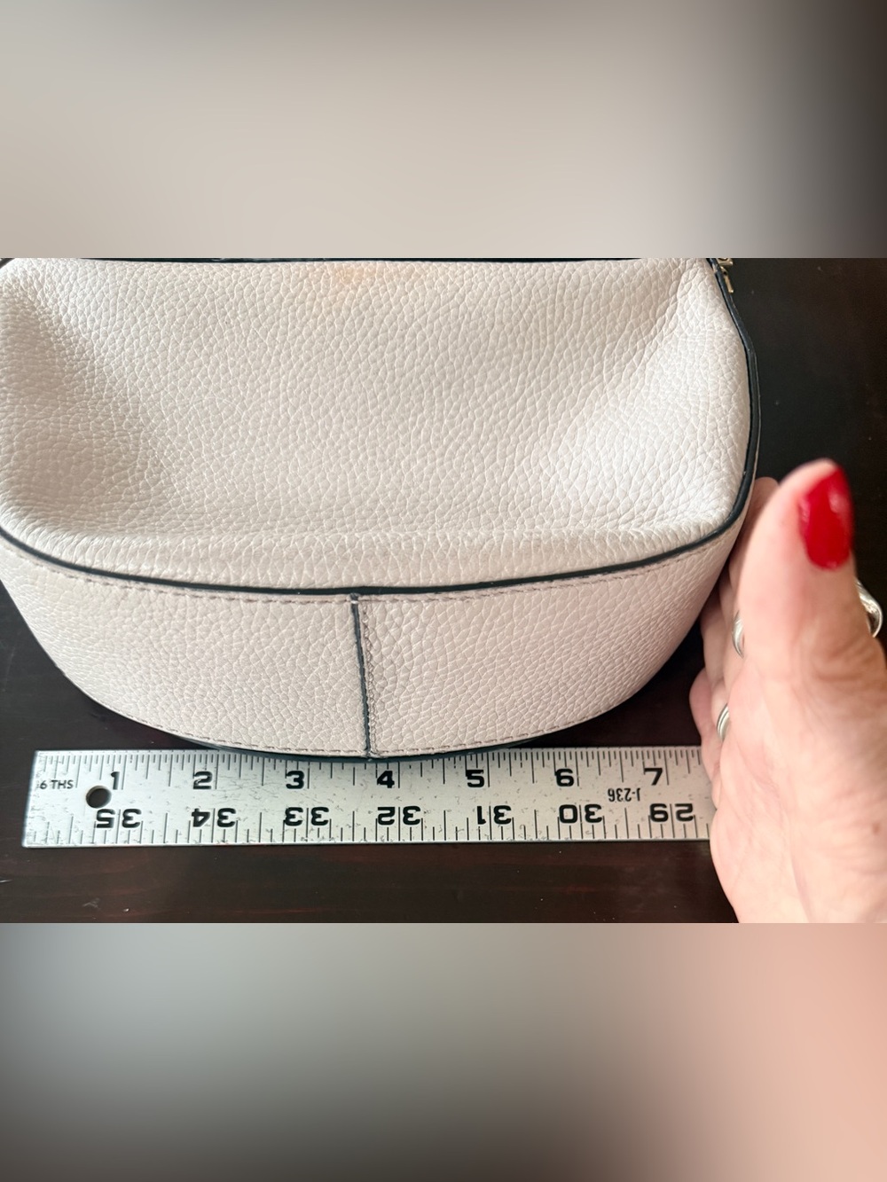 Kate Spade Black & Taupe
Two-Tone Leather cross body
Saddle Bag In EUC - Picture 11 of 14
